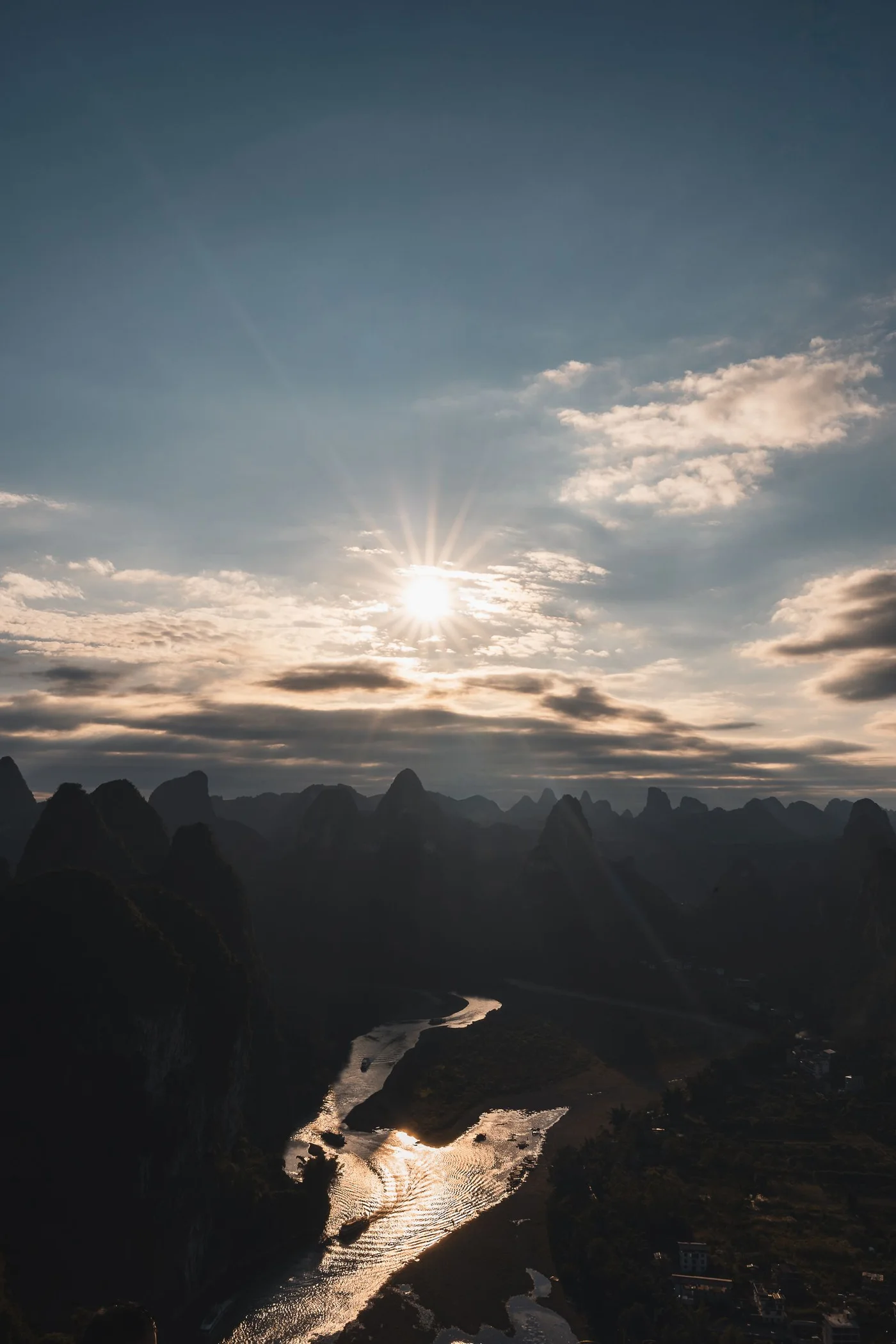 صورة حقيقية لمدينة غويلين ويانغشو: Li River