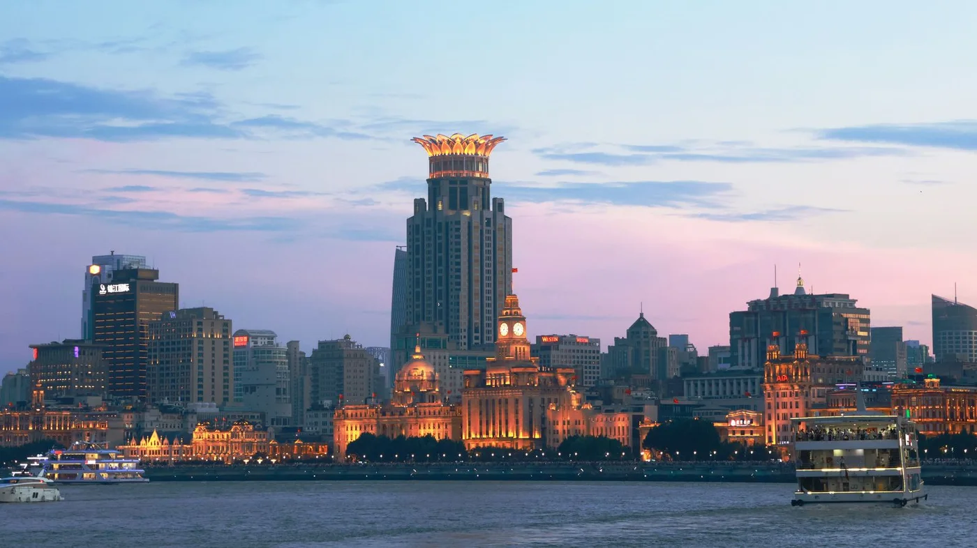 صورة حقيقية لمدينة شنغهاي: Shanghai waterfront